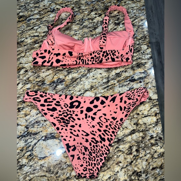 Women’s bikini swimsuit size L - Picture 2 of 3